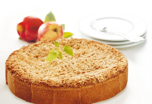 RF Apple Crumble cake 2000g sliced in 16 portions
